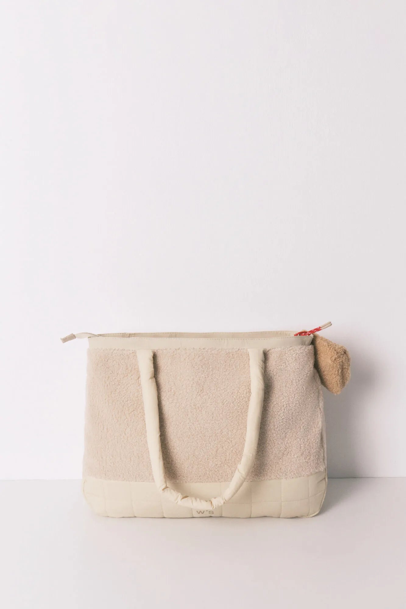 Women Secret_Light Grey_Large Beige Puffer Snoopy Handbag_3062339_47_05