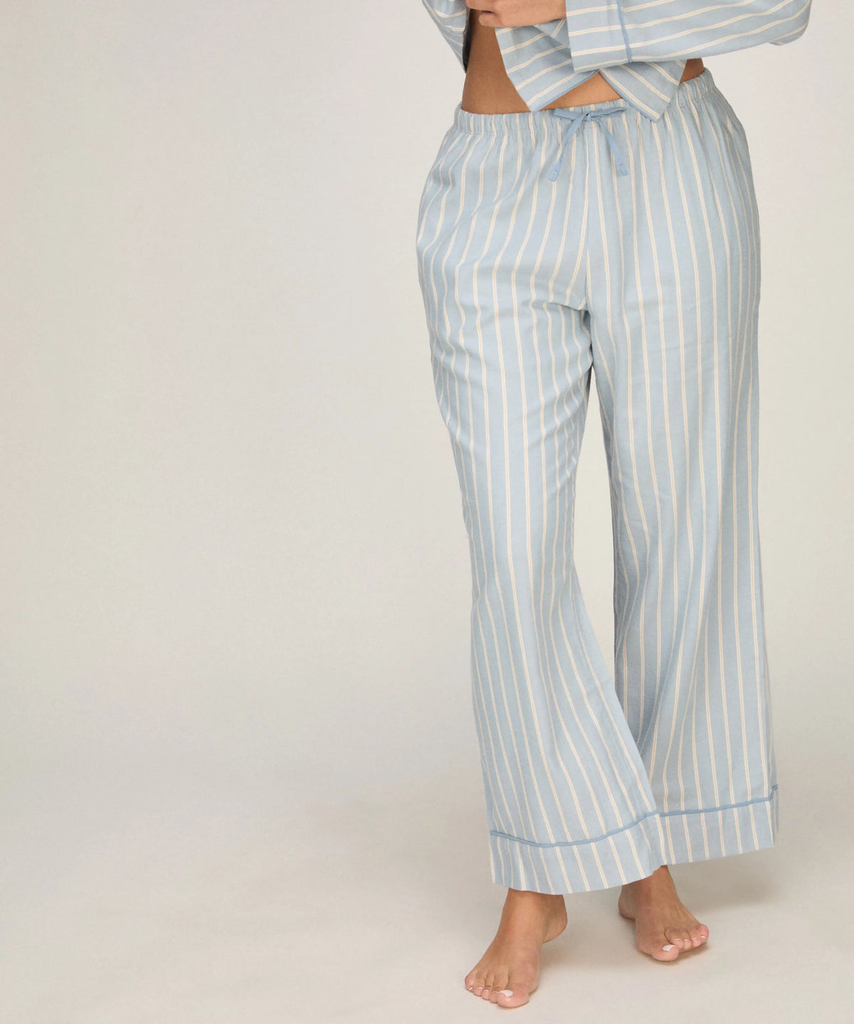 Hunkemoller Soft Chambray Women Petite Pant Woven SKU: 306250_Soft Chambray Image 01
