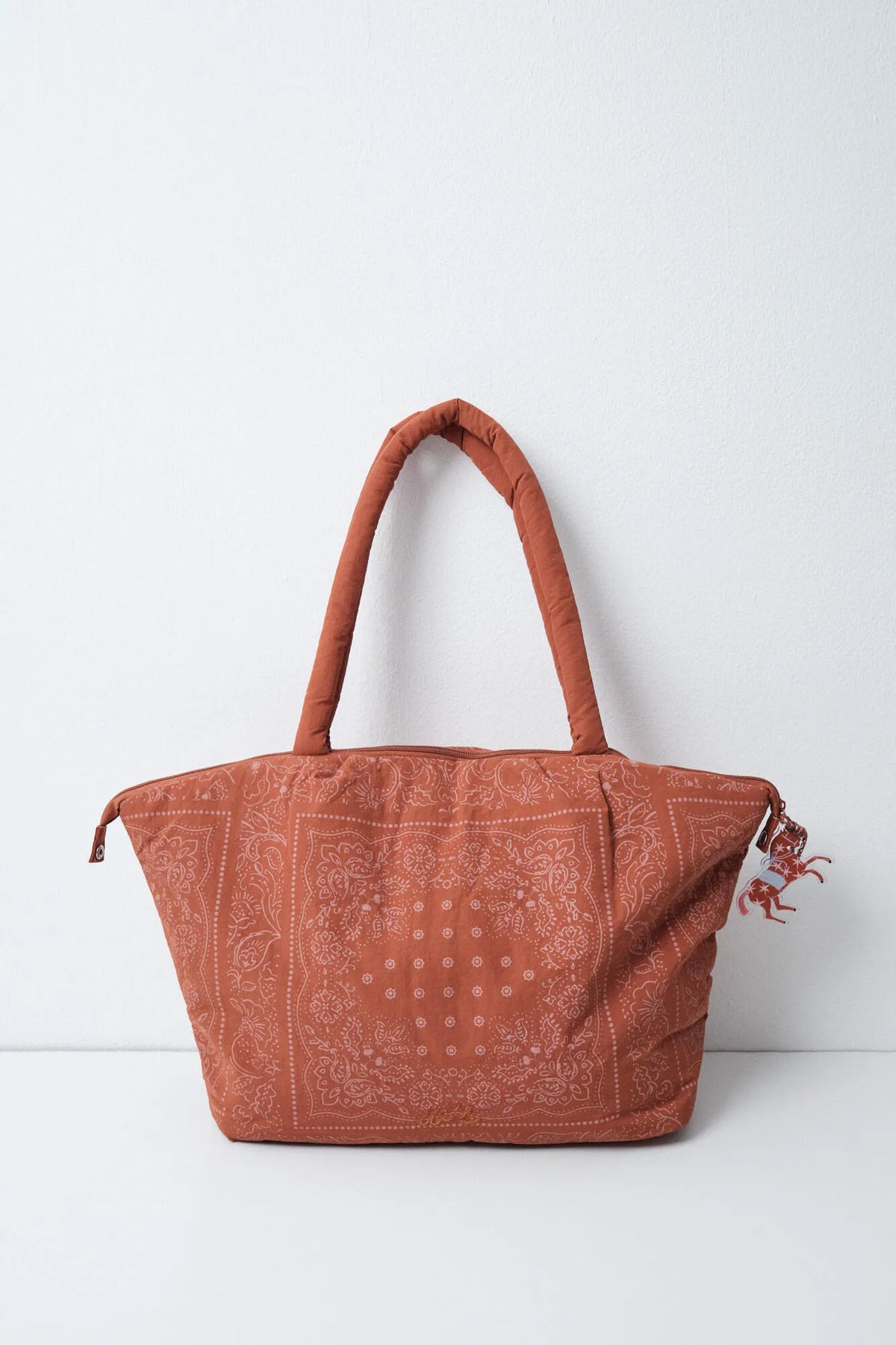 Women Secret Medium Brown Women Bandana Print Puffer Large Handbag SKU: 3064310_31 Image 01