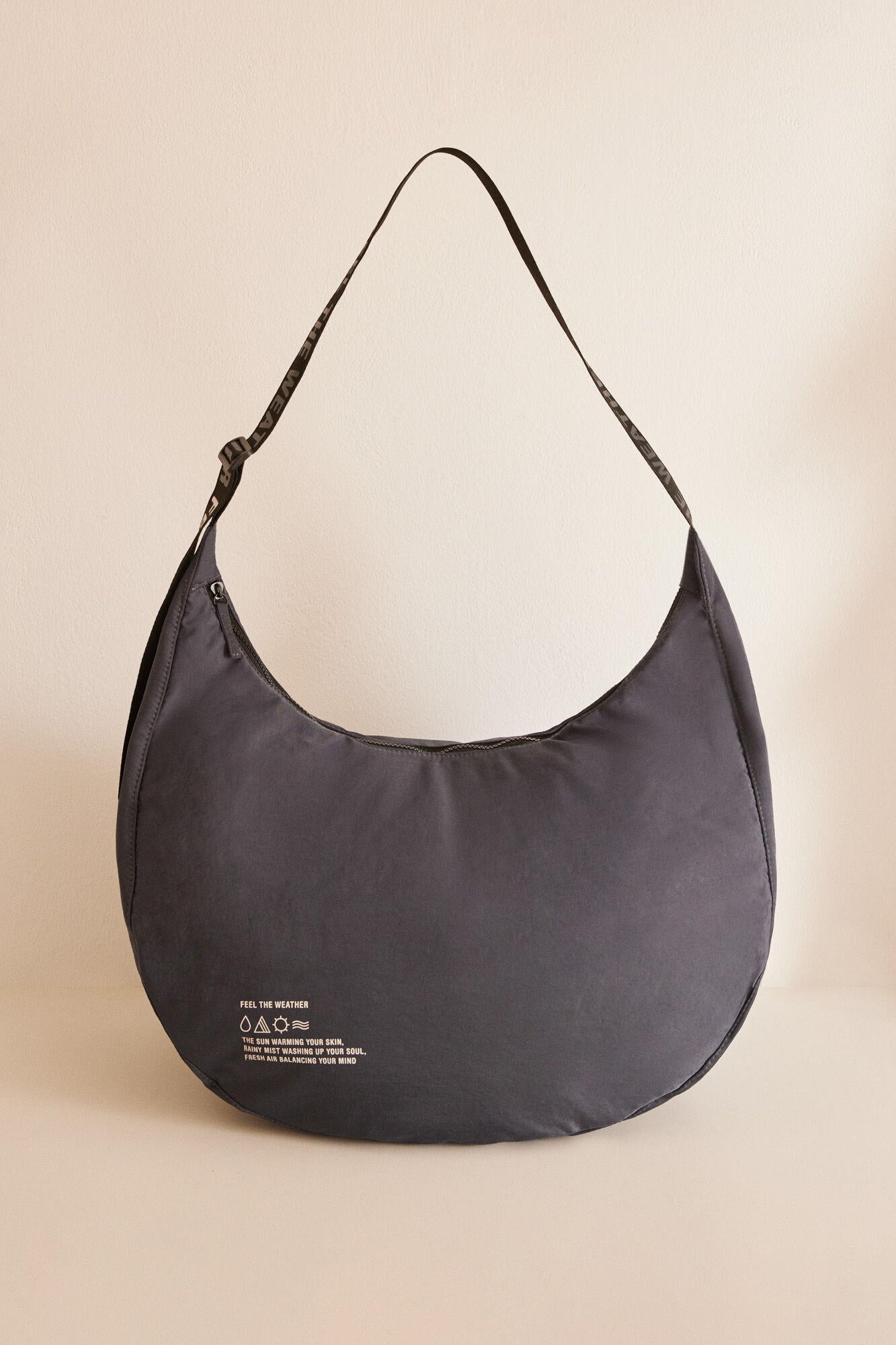 Grey Shoulder Bag_3067352_40_02