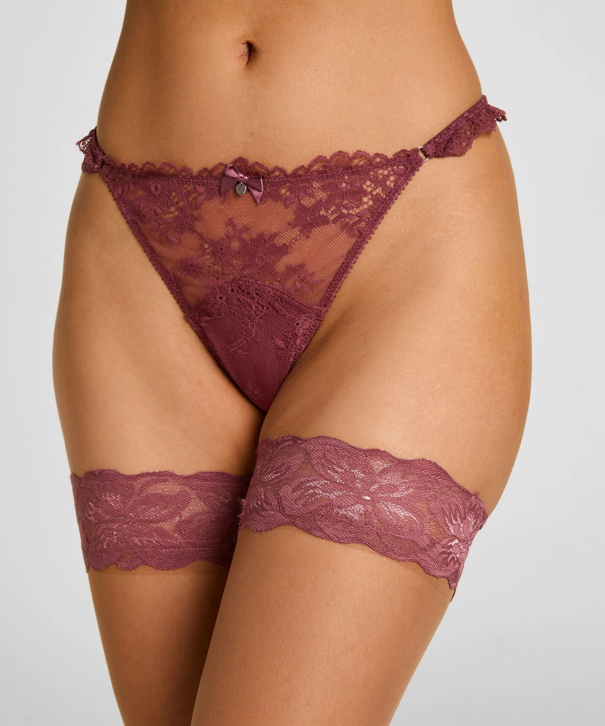 Hunkemoller Renaissance Rose Women Stay-Up Naomi SKU: 306909_Renaissance Rose Image 02