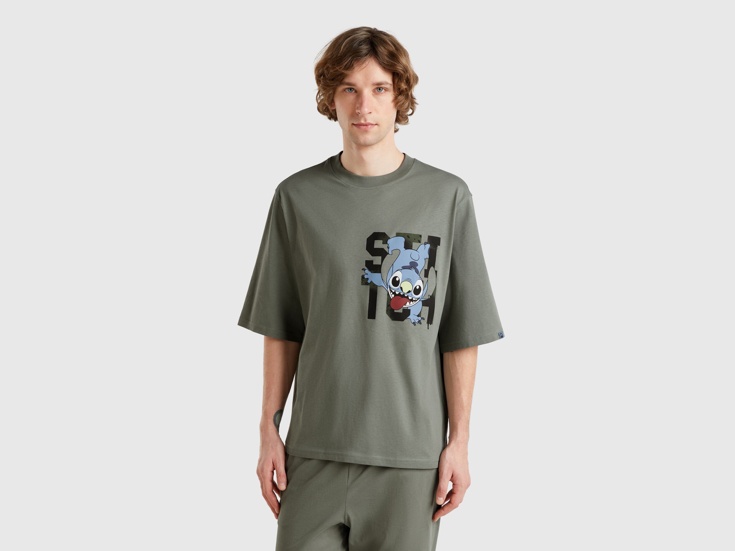 Benetton_Lilo &amp; Stitch ©Disney T-Shirt in Pure Cotton_30964M01Y_26Y_01