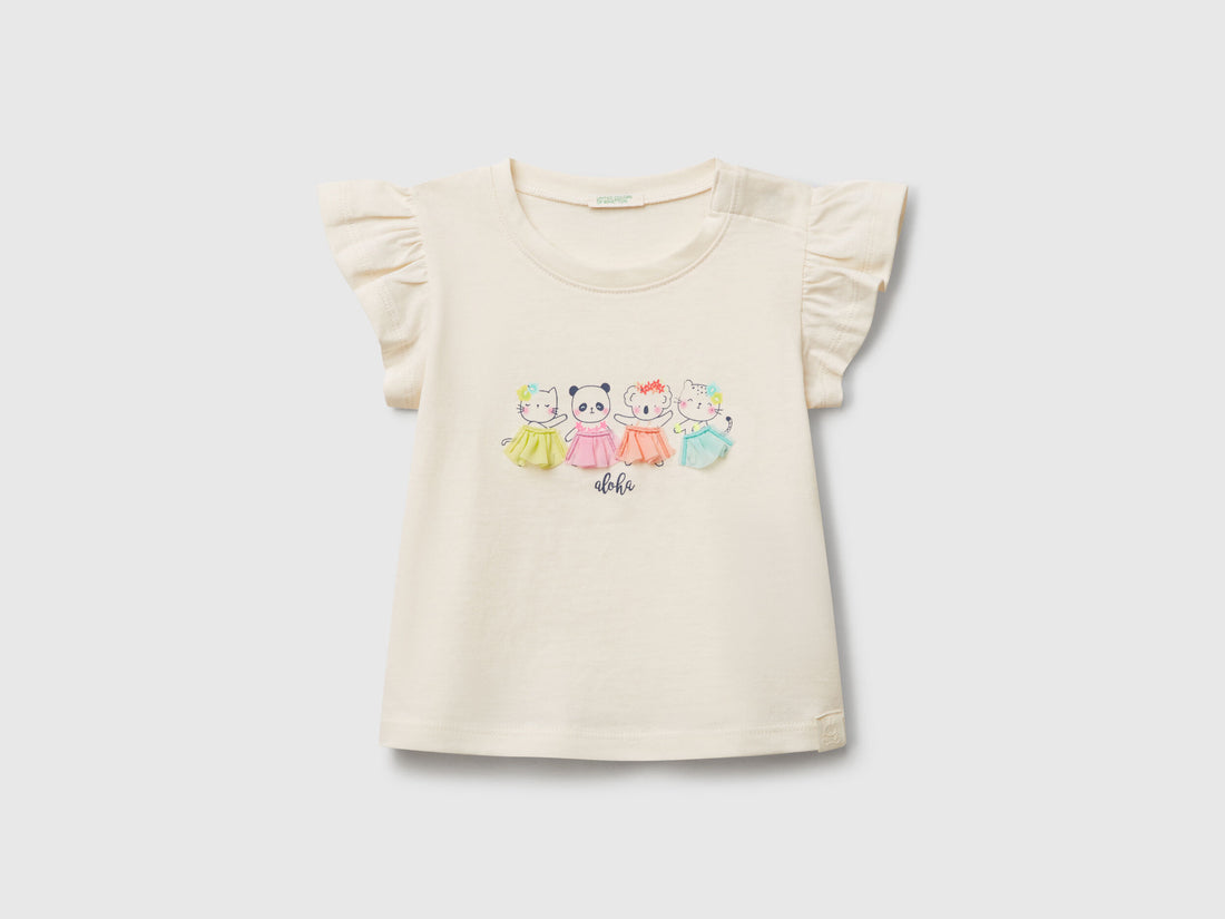 Benetton_T-Shirt with Print and Applique_3096A106F_0R2_01