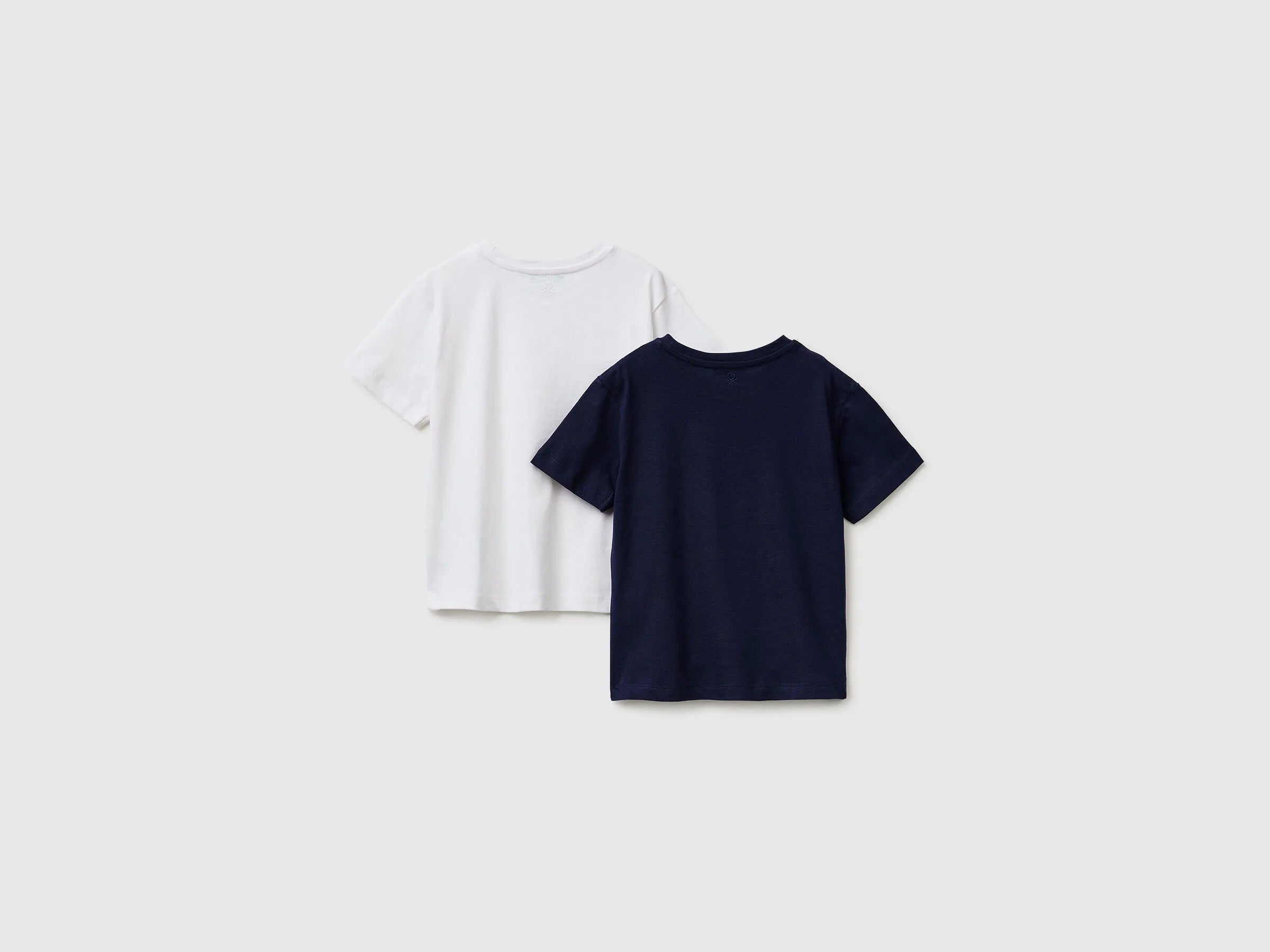 Benetton White Boys Two 100% Cotton T-Shirts SKU: 3096G10LN_901 Image 02