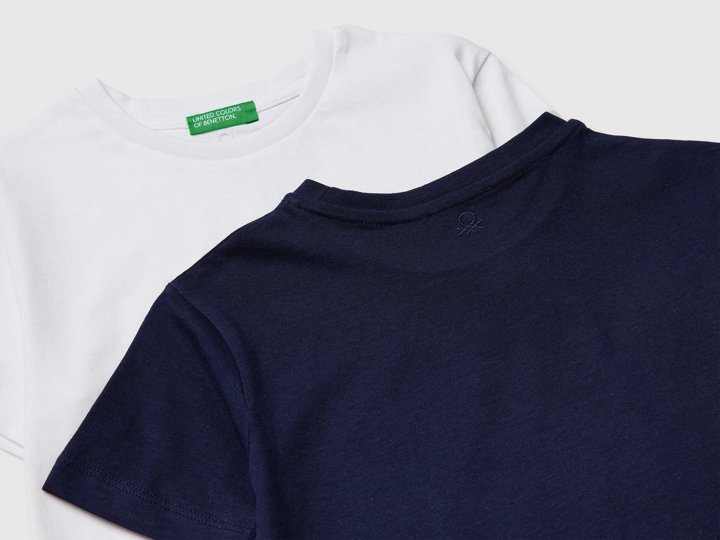 Benetton White Boys Two 100% Cotton T-Shirts SKU: 3096G10LN_901 Image 03