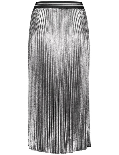 Pleated Skirt with A Shiny Finish_311016-66289_2122_03