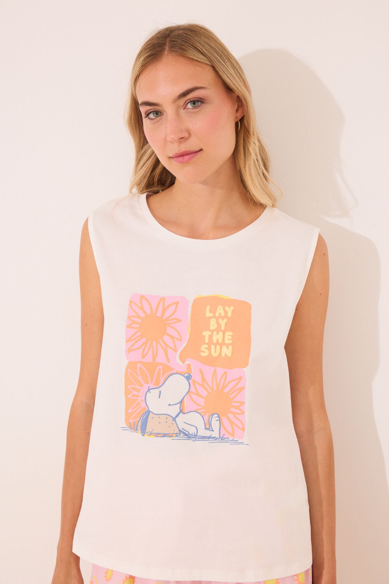 Women Secret_Short Pyjamas Snoopy Soles_3132109_96_05