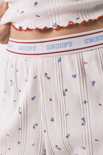 Women Secret_White Print_Long Pyjamas Snoopy White Flowers_3132124_97_04