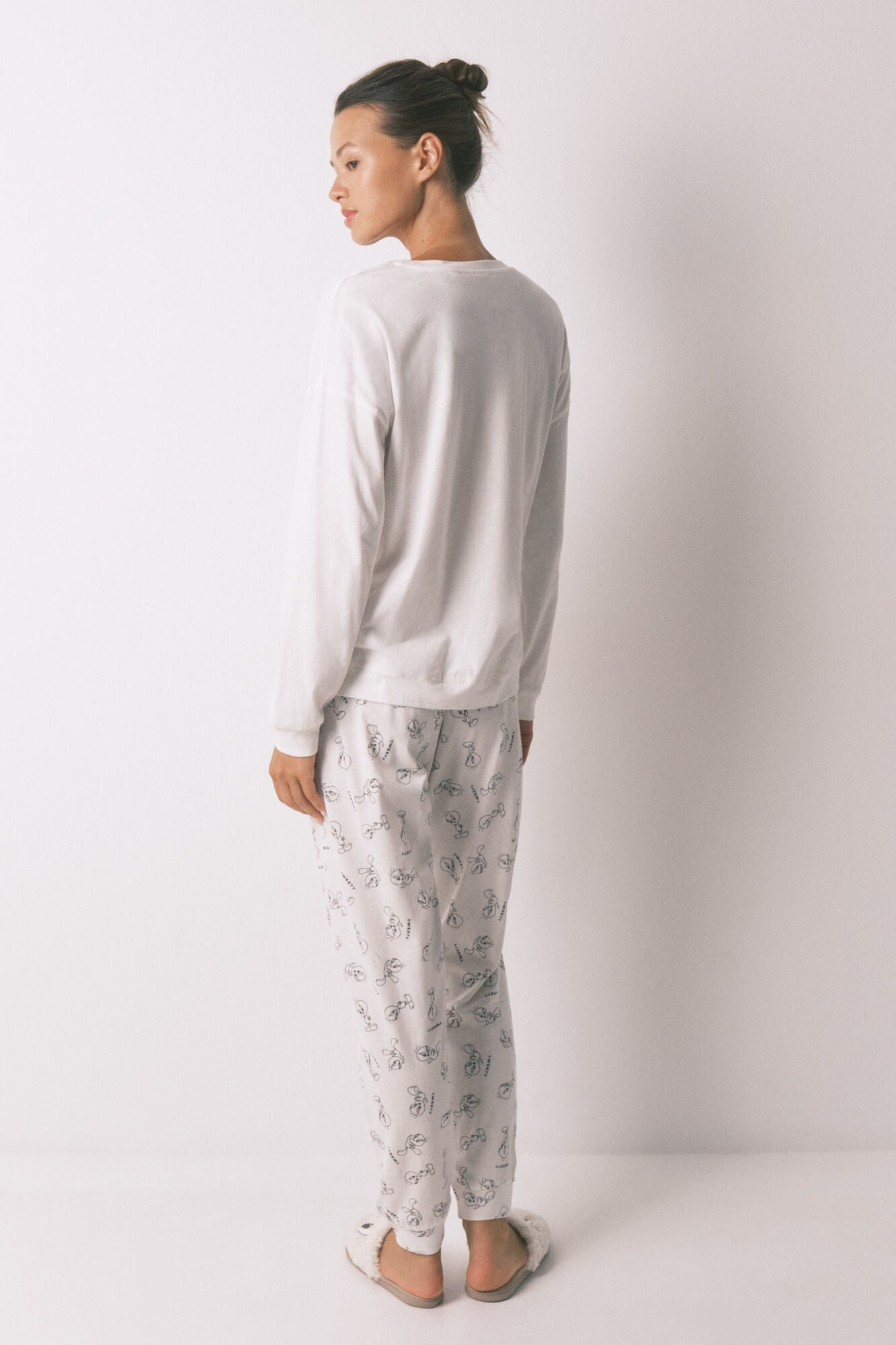 Women Secret_Ivory_Tweety Bird 100% Cotton Long Pyjamas_3132125_96_05