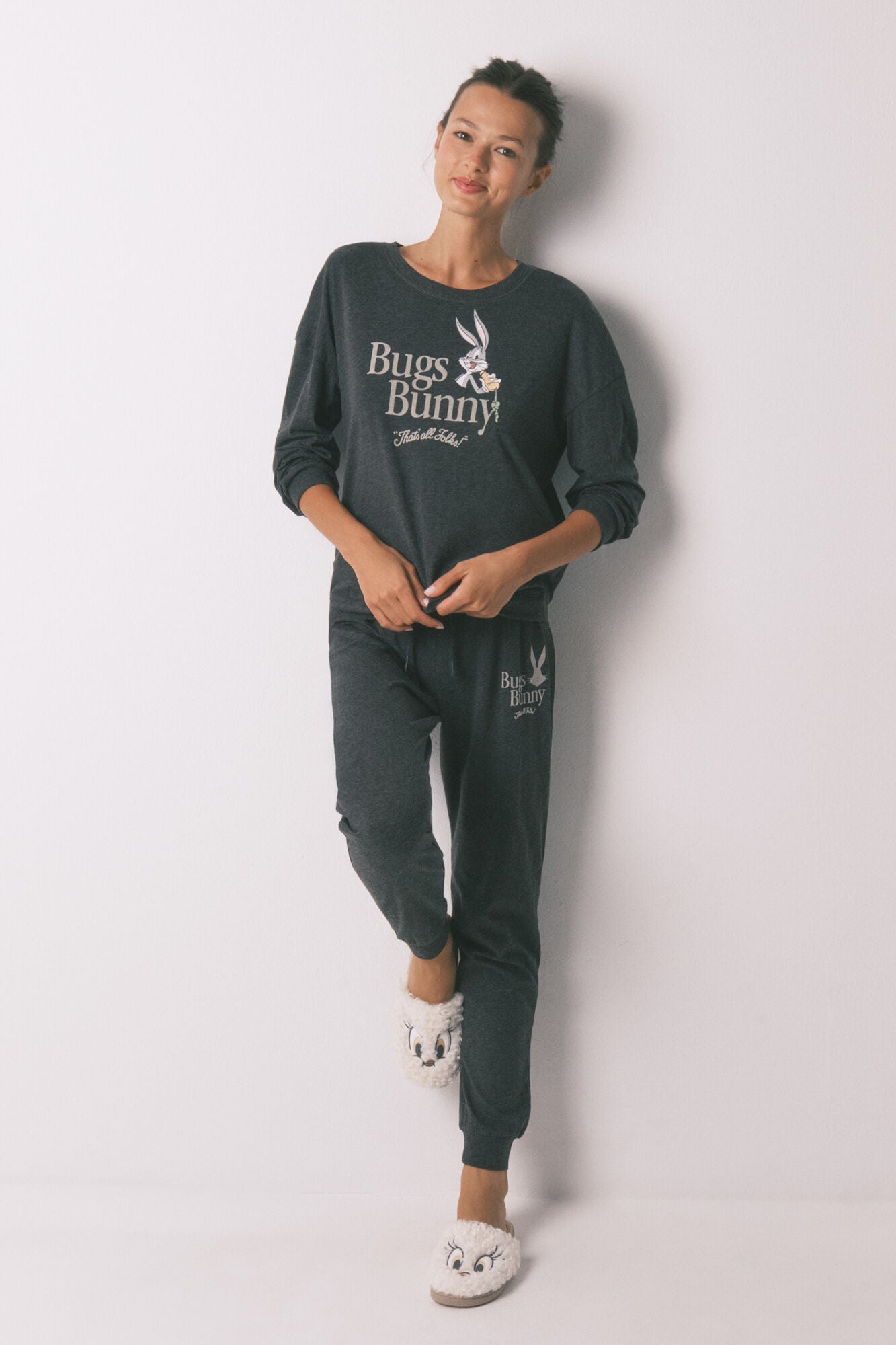 Women Secret_Light Grey_Bugs Bunny Gray Cotton Long Pyjamas_3132126_47_03