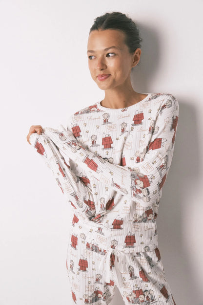 Women Secret_Ivory_Soft Ribbed White Snoopy Long Pyjamas_3132133_96_03