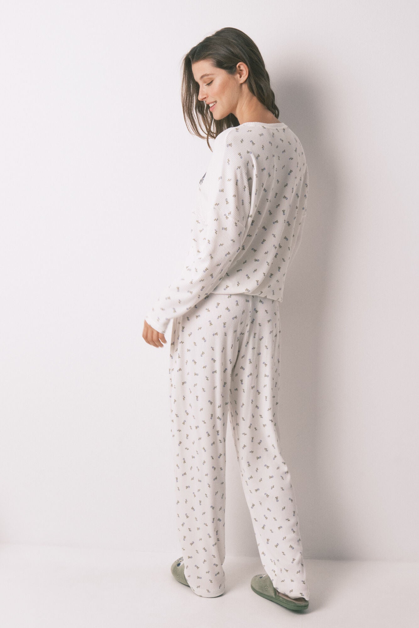Women Secret_Ivory_Mafalda Ivory 100% Cotton Ribbed Long Pyjamas_3132154_96_06