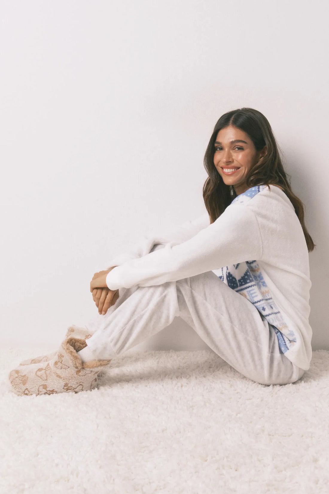 Women Secret_Ivory_Smileyworld¨ Long Fleece Pyjamas_3132230_96_01