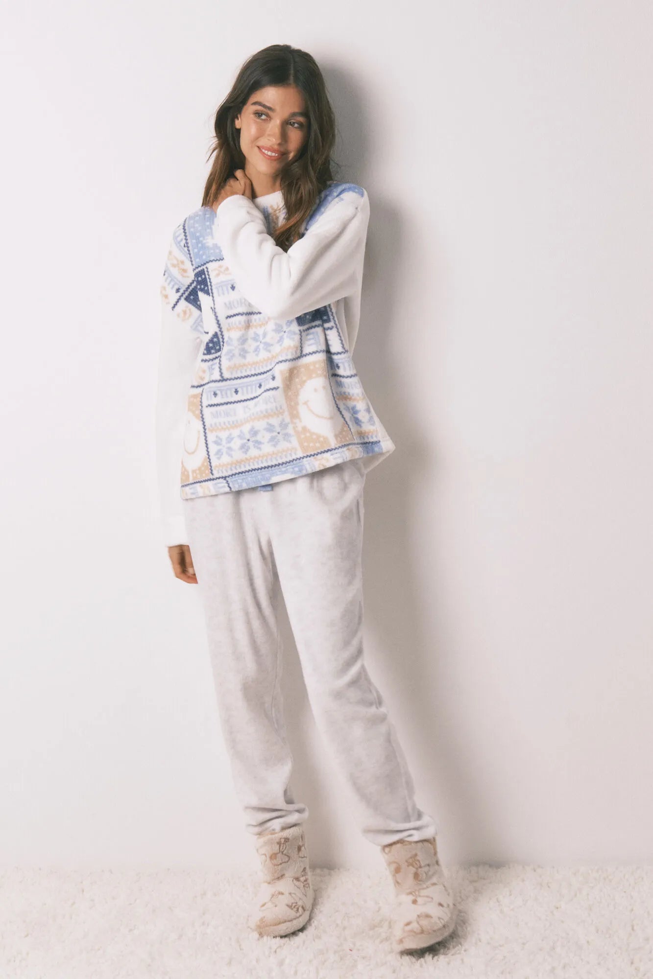 Women Secret_Ivory_Smileyworld¨ Long Fleece Pyjamas_3132230_96_02