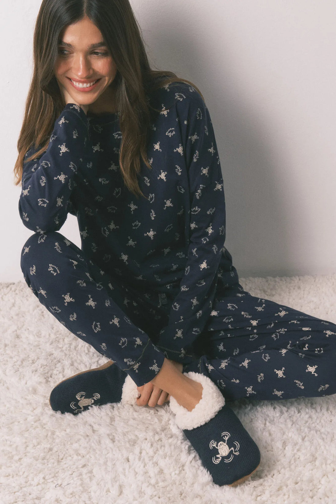 Women Secret_Navy_Long 100% Cotton Blue Pyjamas with Frog Print_3132231_10_01