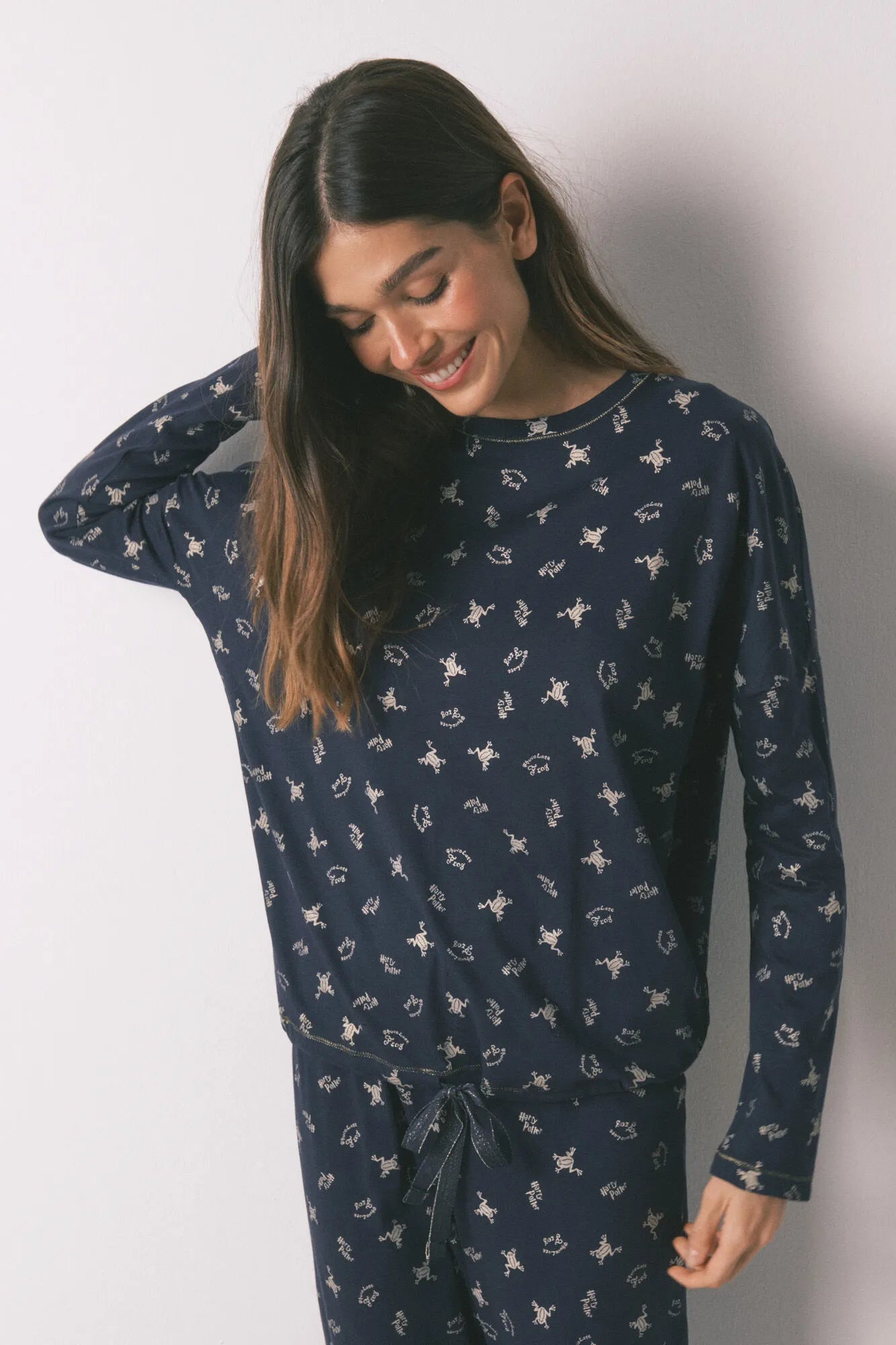 Women Secret_Navy_Long 100% Cotton Blue Pyjamas with Frog Print_3132231_10_03