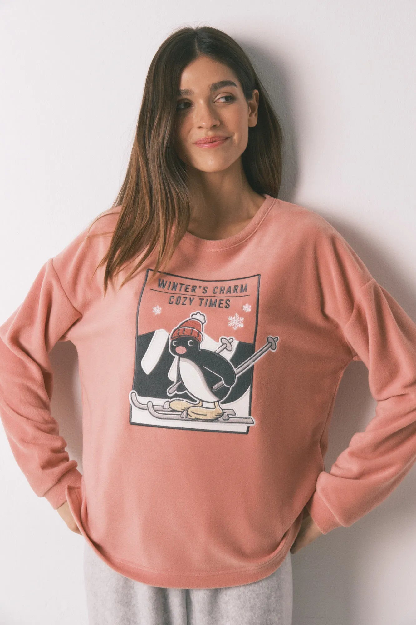 Women Secret_Pink_Soft Pink and Grey Fleece Long Pyjamas Pingu_3132242_72_02