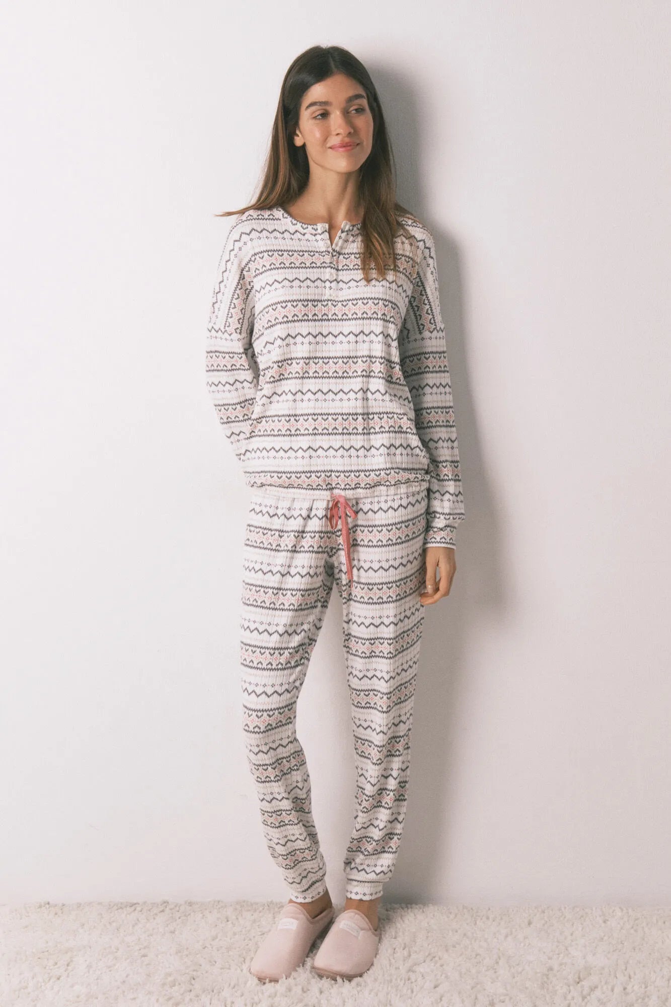 Women Secret_White Print_Warm Soft Jersey-Knit Long Pyjamas Cenfas_3132261_97_01