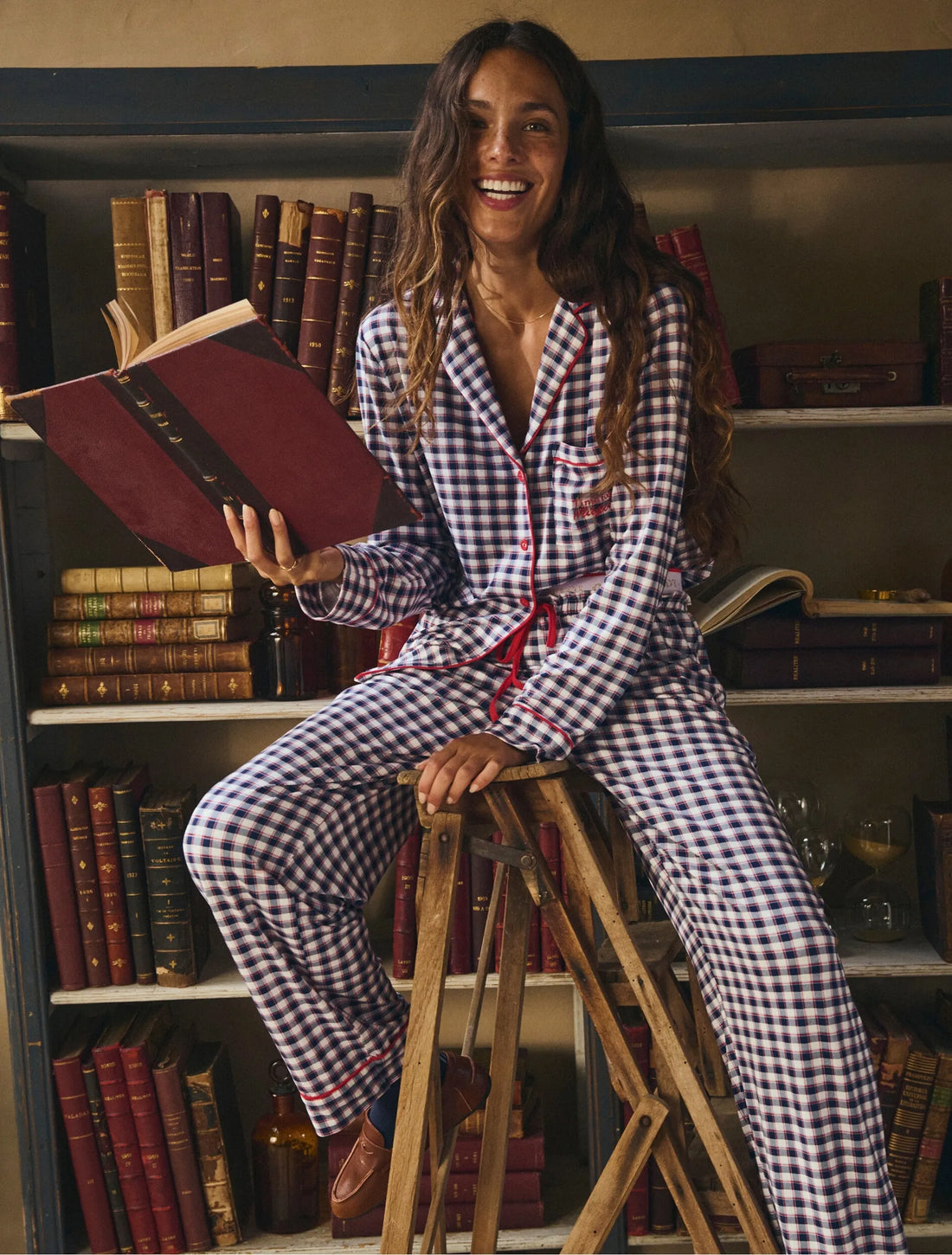 Women Secret_Navy_Long Classic Pyjamas in Soft Checked Jersey-Knit_3132266_10_01