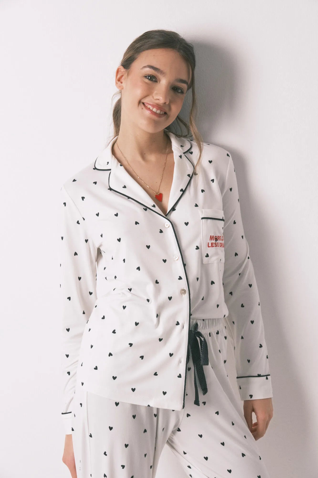 Women Secret_White_Long Classic Heart Print Pyjamas_3133479_97_03