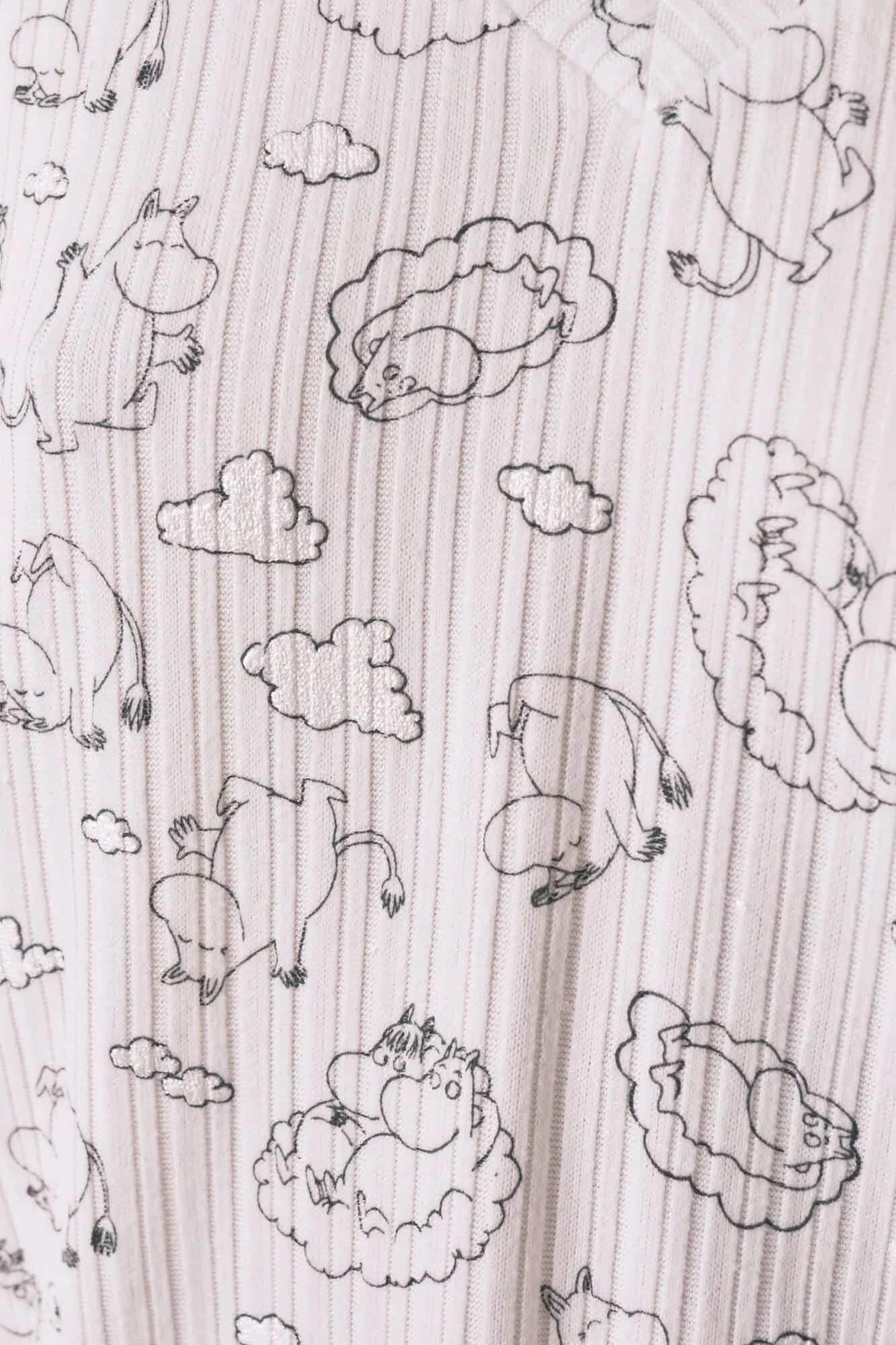 Women Secret_White_White Soft Ribbed Long Moomin Print Pyjamas_3133482_97_04