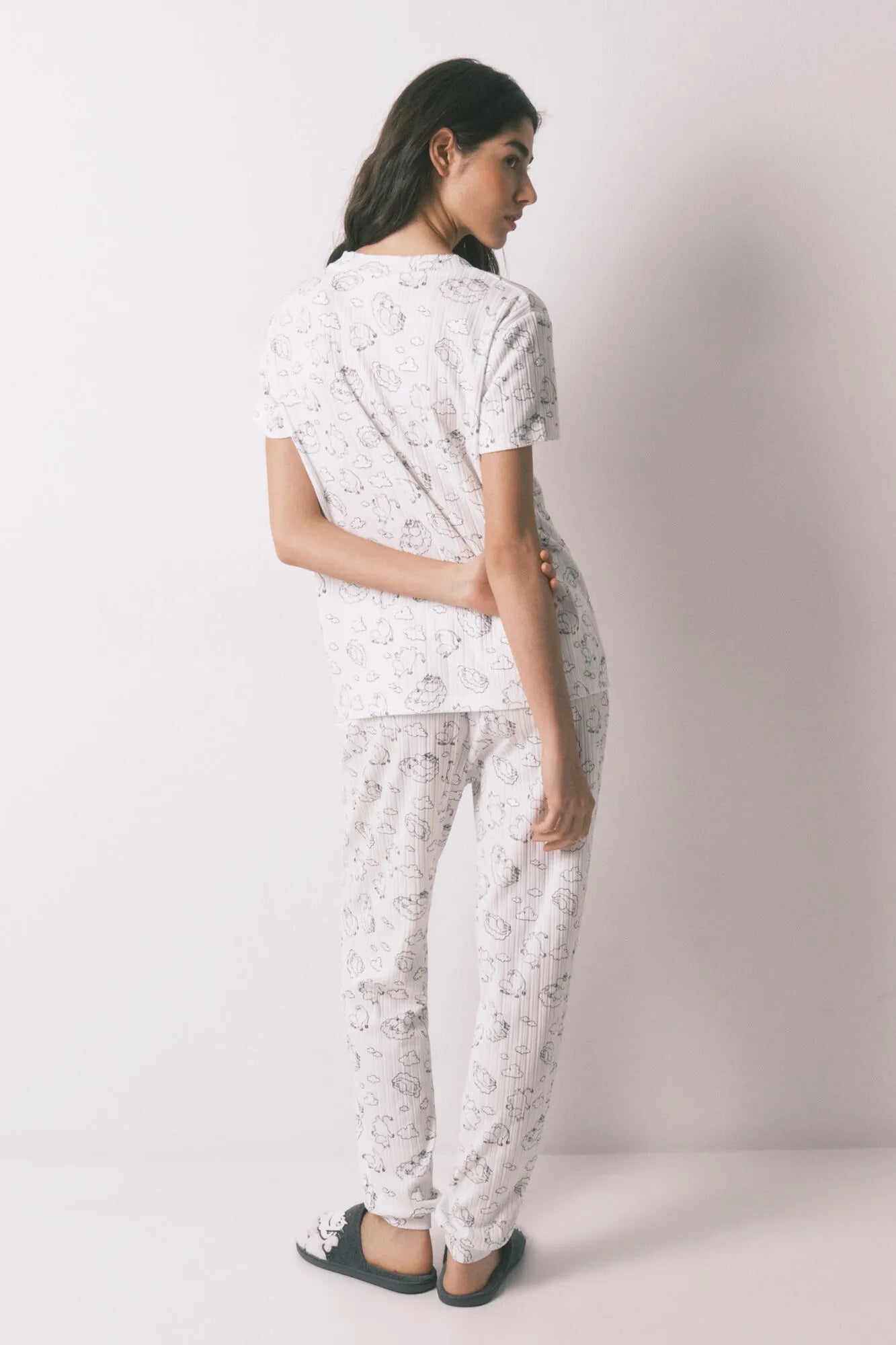 Women Secret_White Print_White Soft Ribbed Moomin Print Pyjamas_3133484_97_07