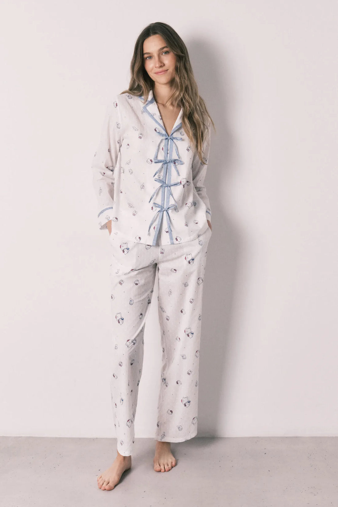 Women Secret Ivory Women Cotton Classic Long Pyjamas Hello Kitty SKU: 3133508_96 Image 01