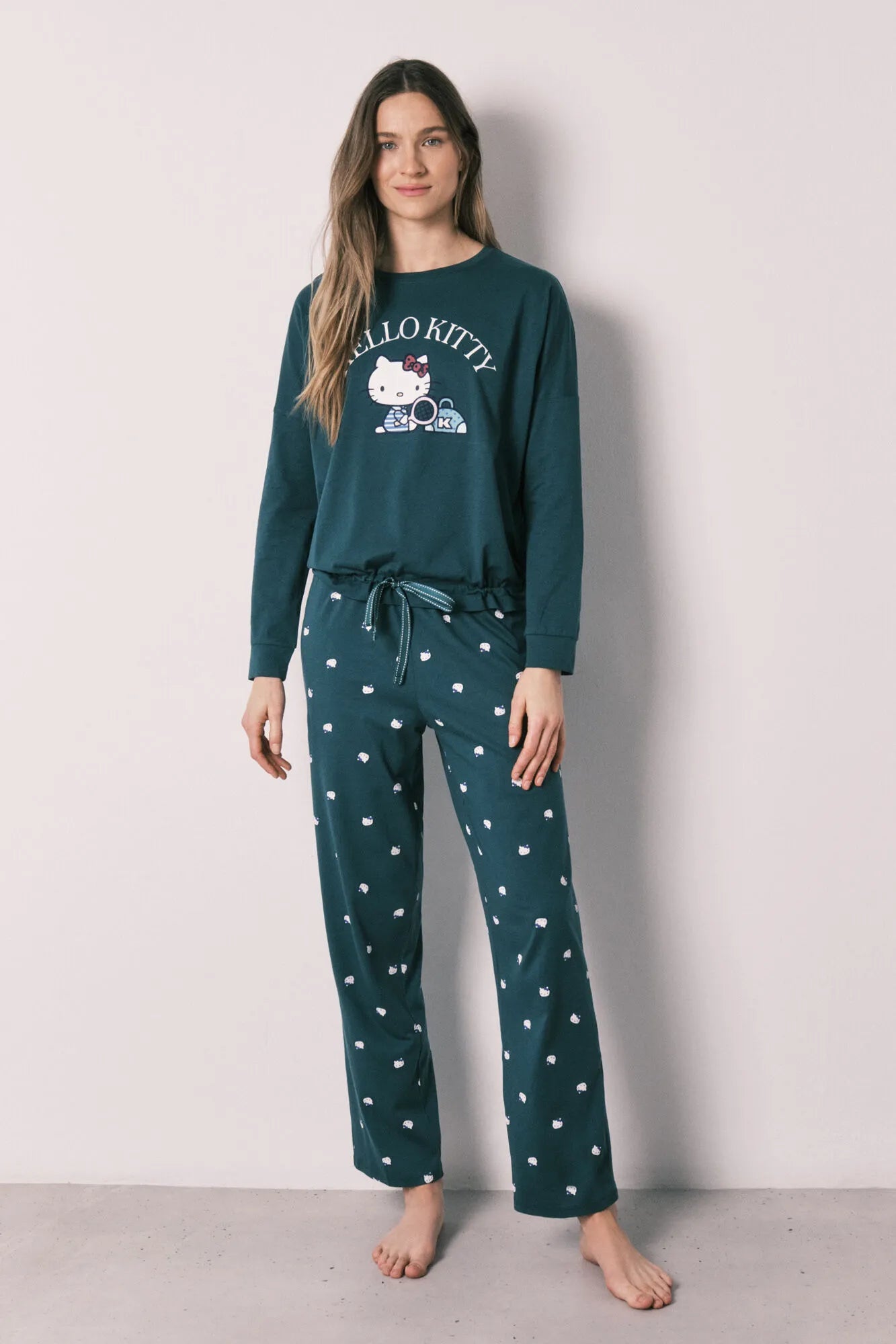 Women Secret Bottle Women Green Cotton Long Pyjamas Hello Kitty SKU: 3133513_20 Image 03