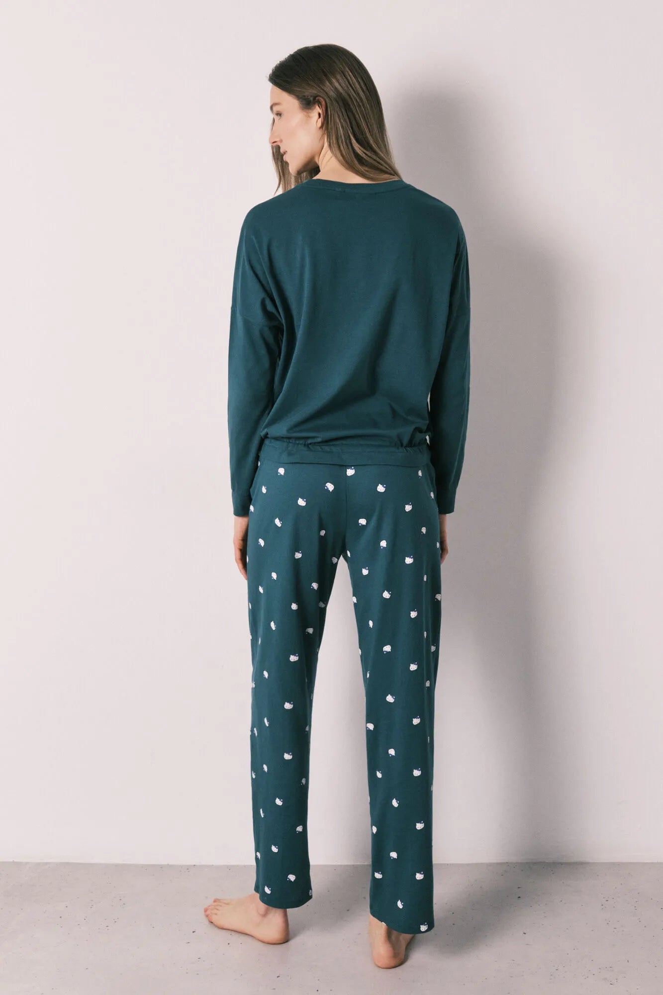 Women Secret Bottle Women Green Cotton Long Pyjamas Hello Kitty SKU: 3133513_20 Image 06