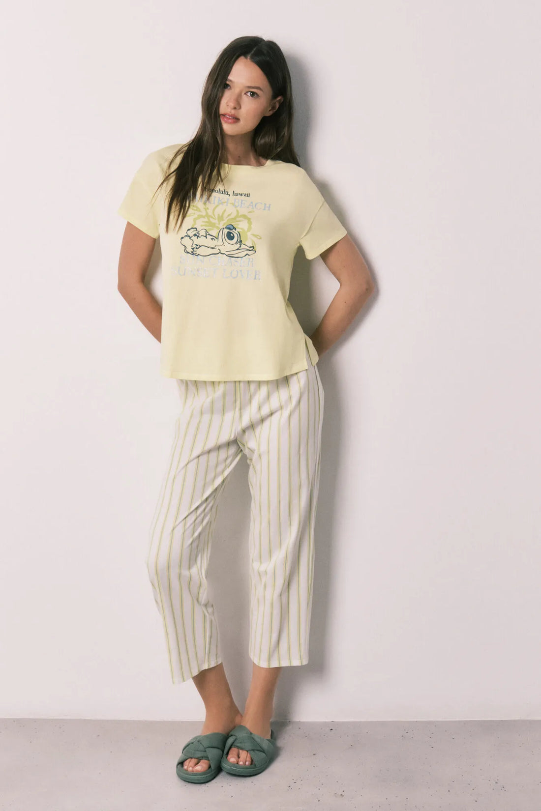 Women Secret Green Women Stitch Short Sleeve Capri Pyjamas SKU: 3133546_25 Image 01