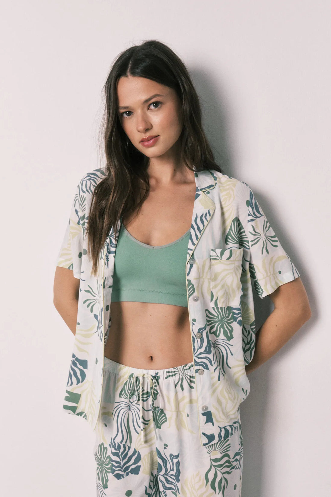 Women Secret Medium Khaki Women Tropical Print Classic Long Pyjamas SKU: 3133549_92 Image 02