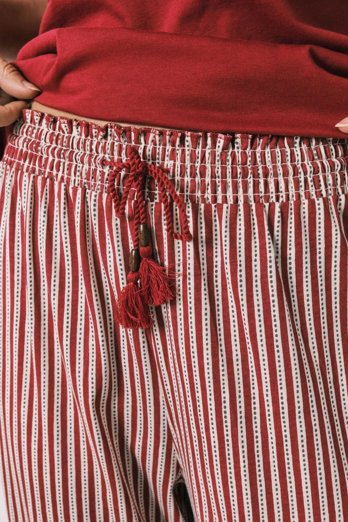 Women Secret Red Women Striped Cotton Capri Pyjamas Snoopy SKU: 3134027_60 Image 04