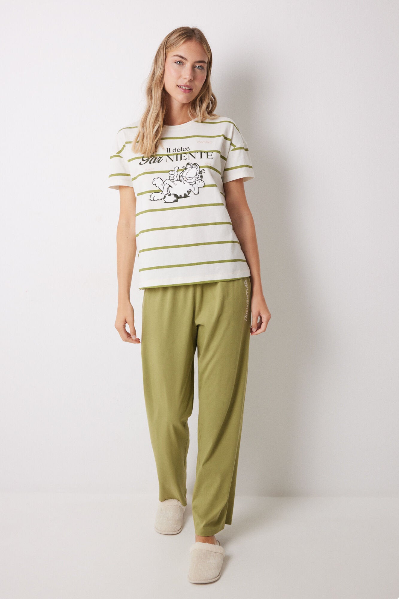 Women Secret_Garfield Cotton Long Pajamas Short Sleeve_3139846_96_02