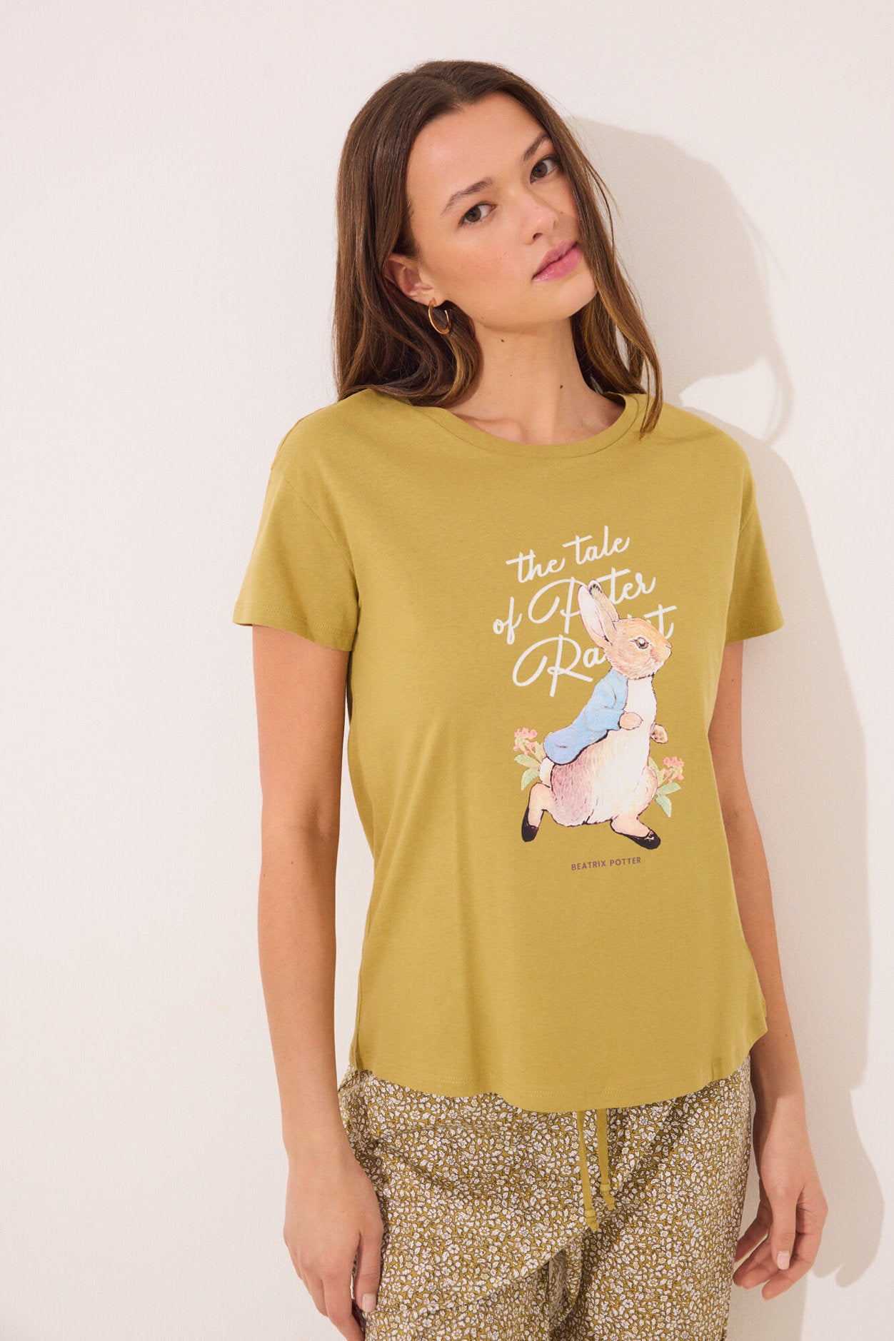 Women Secret_Capri Pyjamas 100% Cotton Print "Peter Rabbit"_3139863_93_01