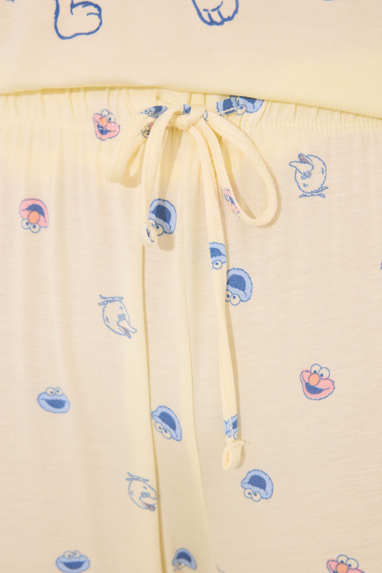 Women Secret_Yellow Soft Touch Viscose Pyjamas "Sesame Street"_3139869_04_04