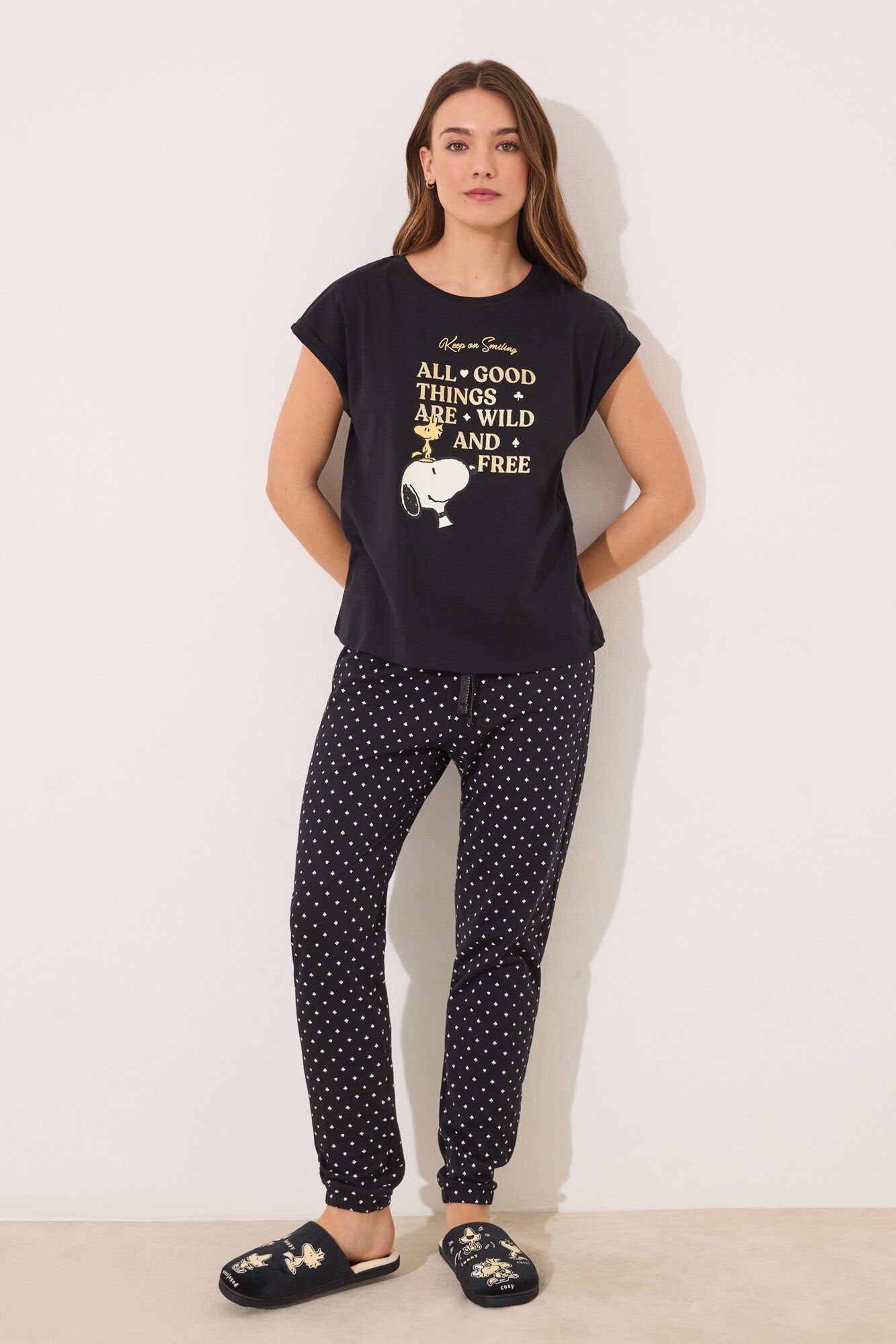 Women Secret_Long Pyjamas Snoopy Black_3139872_01_03