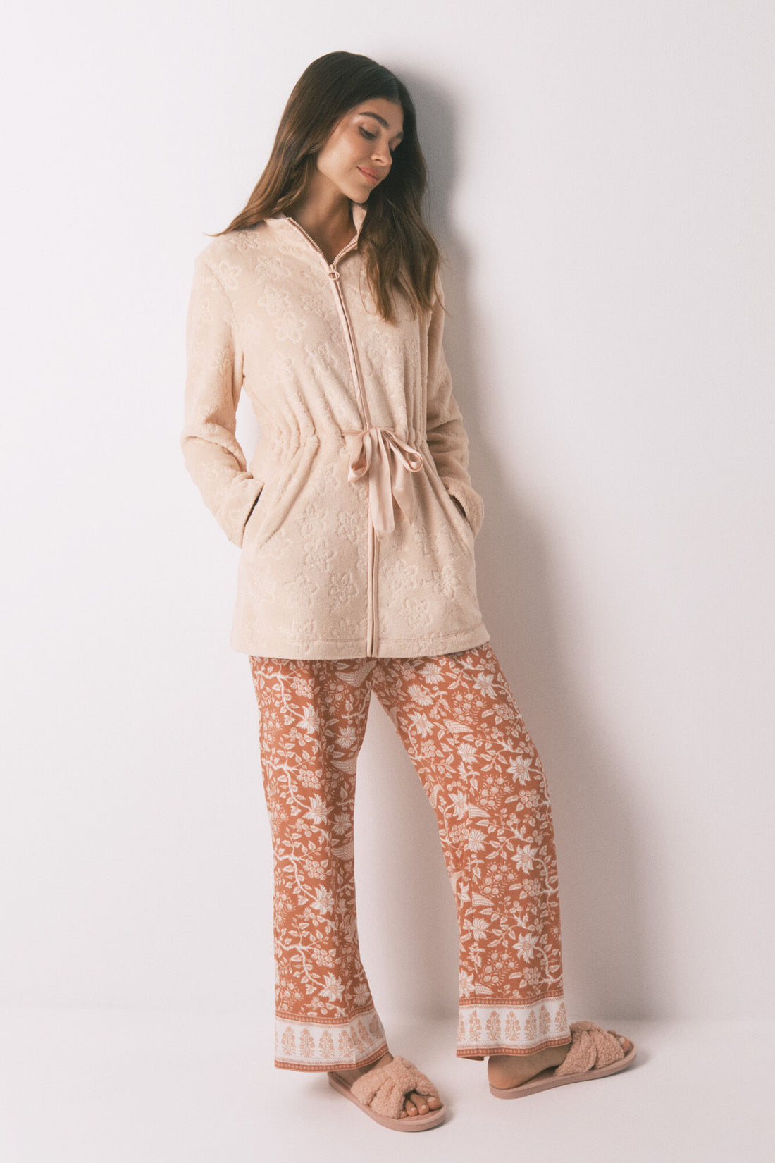 Women Secret_Orange_Orange Floral Fleece Midi Robe_3142297_64_01