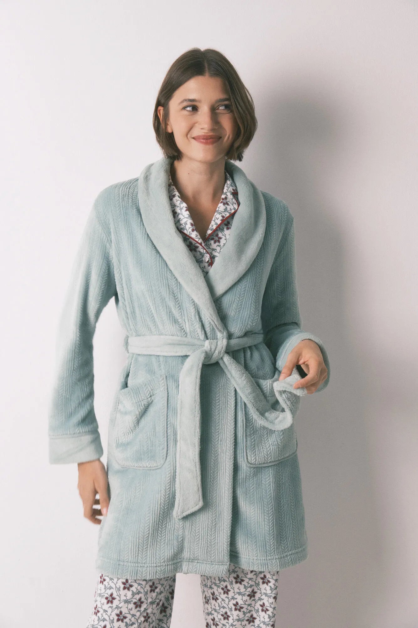Women Secret_Dark Blue_Fleece Fabric Crossover Midi Robe_3142312_11_01