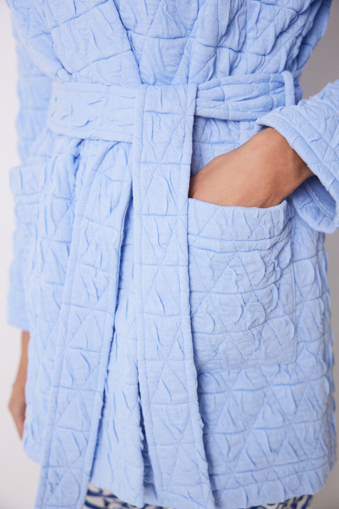 Light Blue Quilted Wrap Short Robe_02