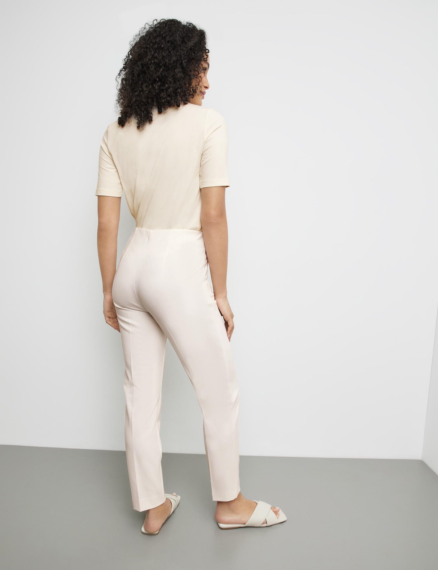 Elegant Stretch Trousers_320014-31259_90118_06