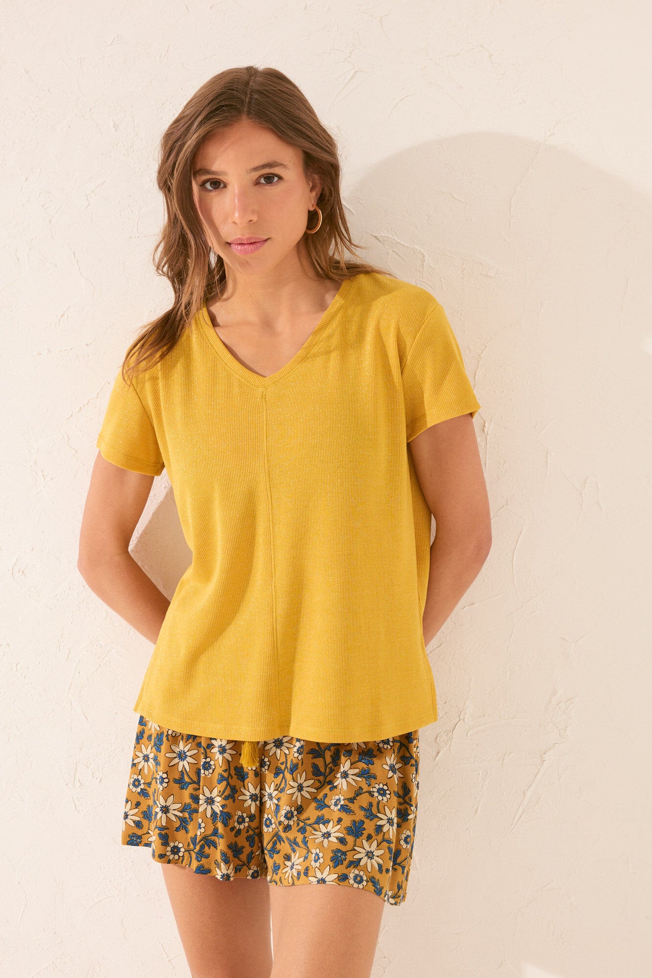 Women Secret_Short Sleeve Ribbed T-Shirt with Gold Lurex_3272260_08_03