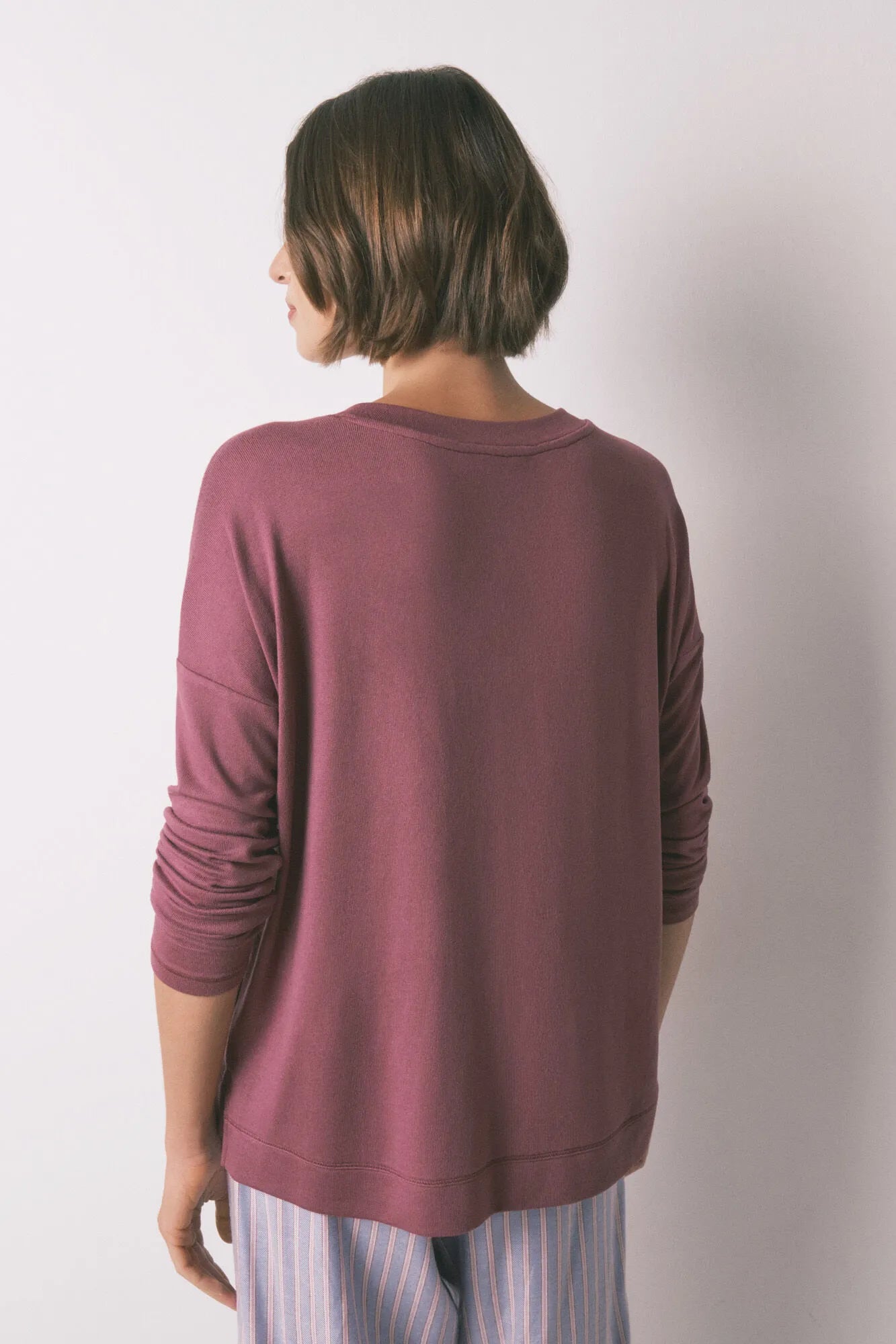 Women Secret_Wine_Loose Long Sleeve Maroon T-Shirt_3272289_68_03