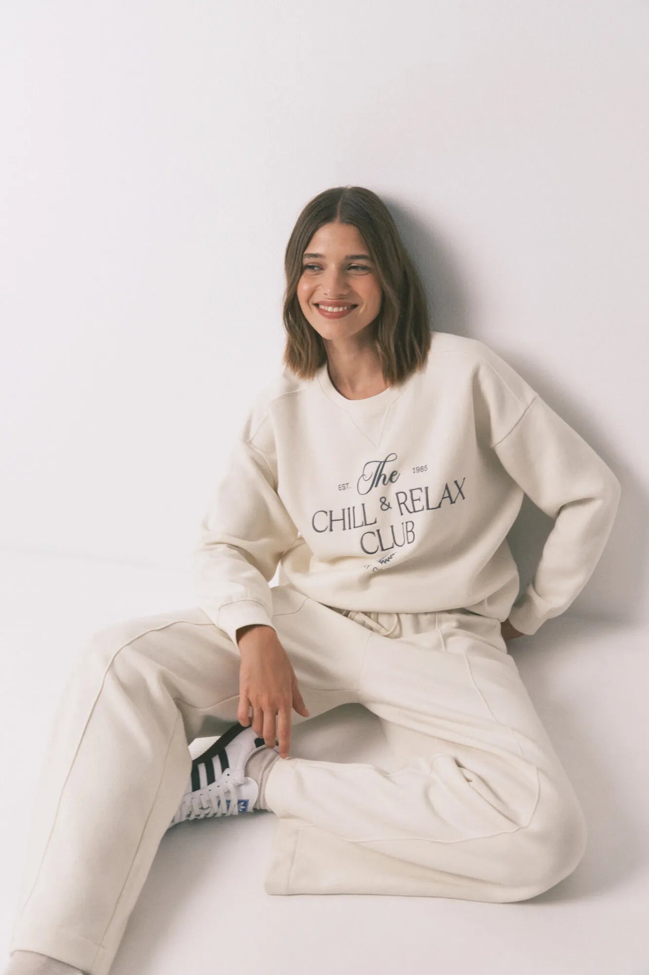 Women Secret_Ivory_White Cotton Plush Sweatshirt_3272291_96_02