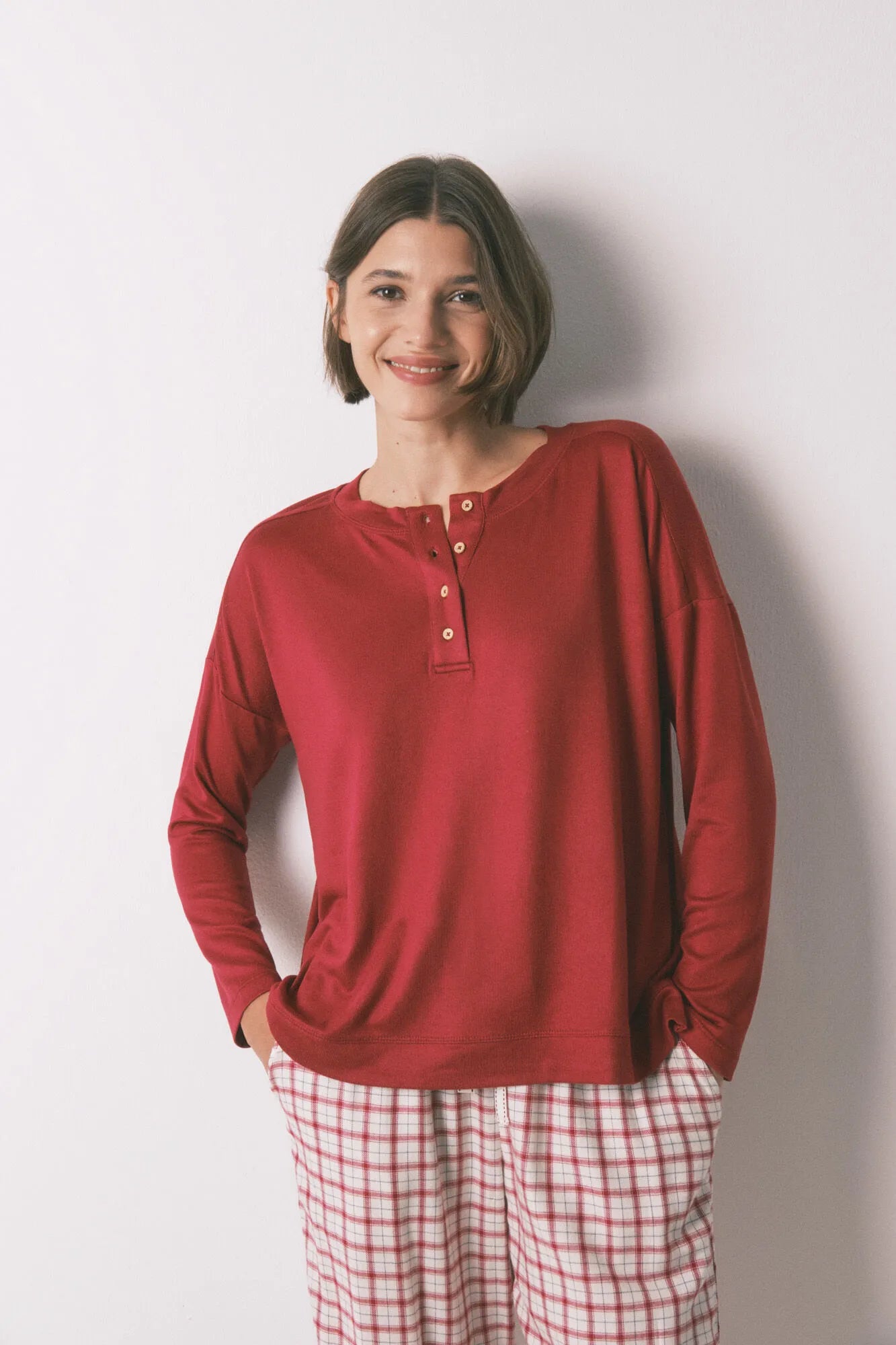 Women Secret_Red_Red Suede Long Sleeve Jersey-Knit T-Shirt_3272333_61_02