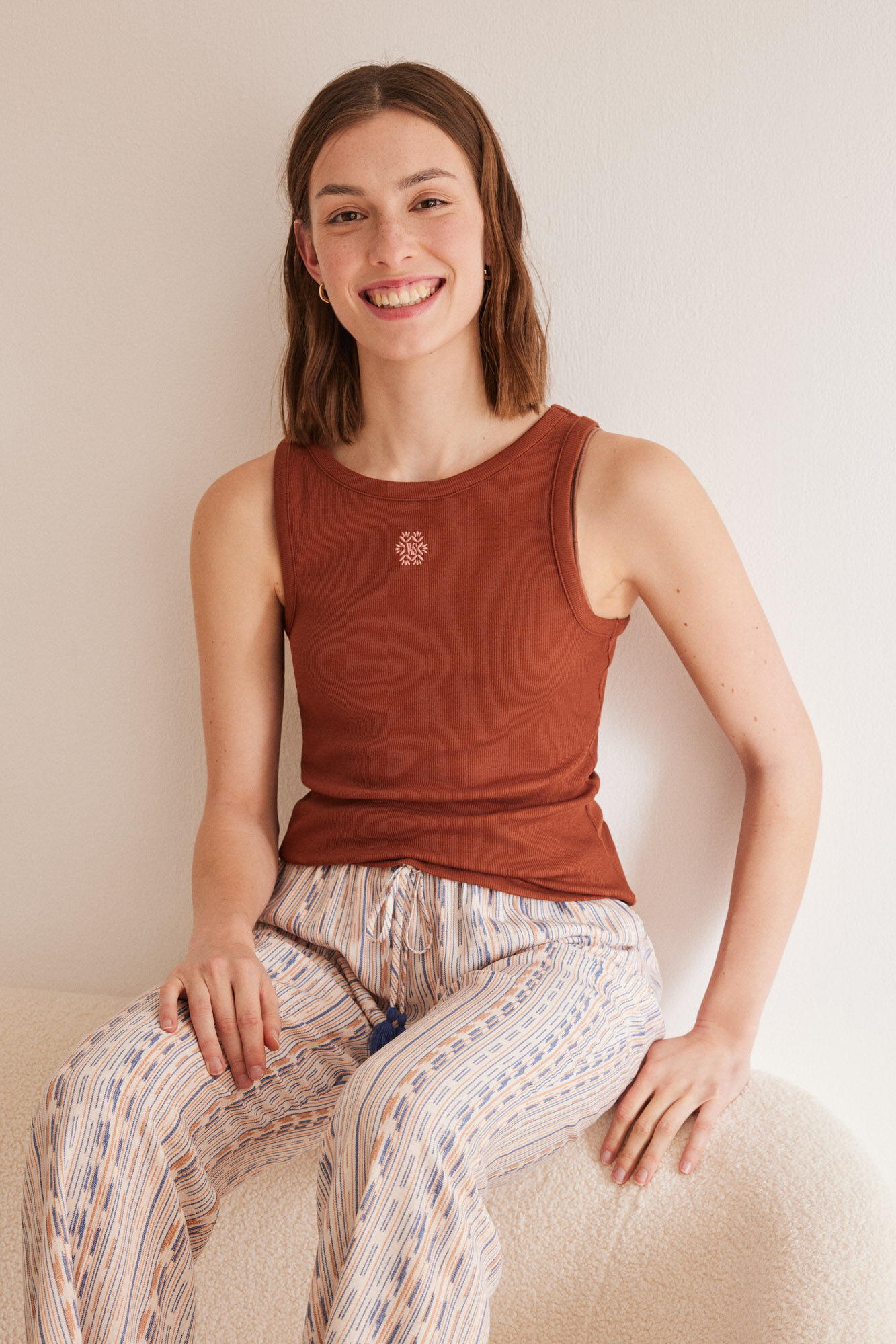 Ribbed Tank Top_3277306_31_03