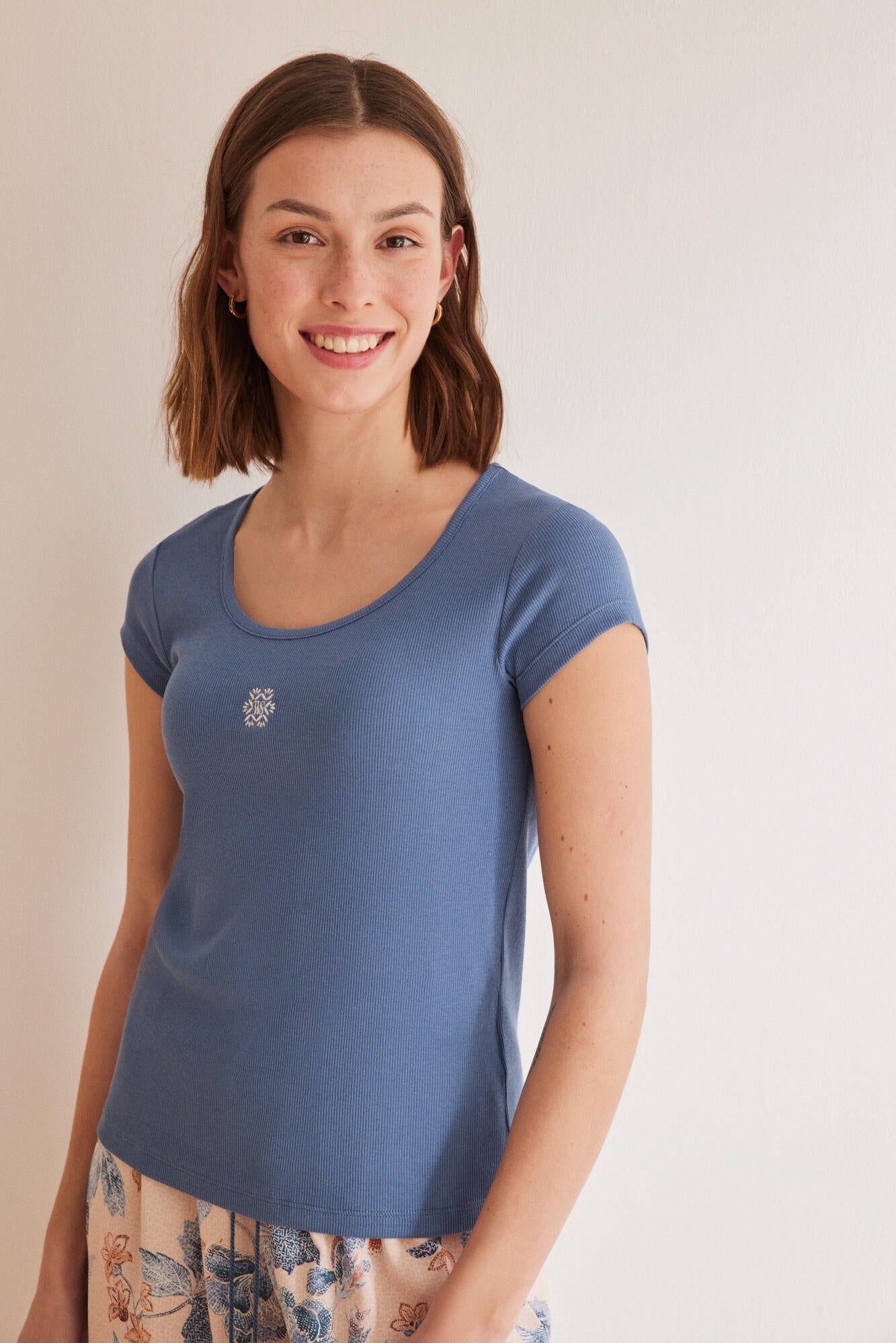Short Sleeve Ribbed T-Shirt_3277307_11_03