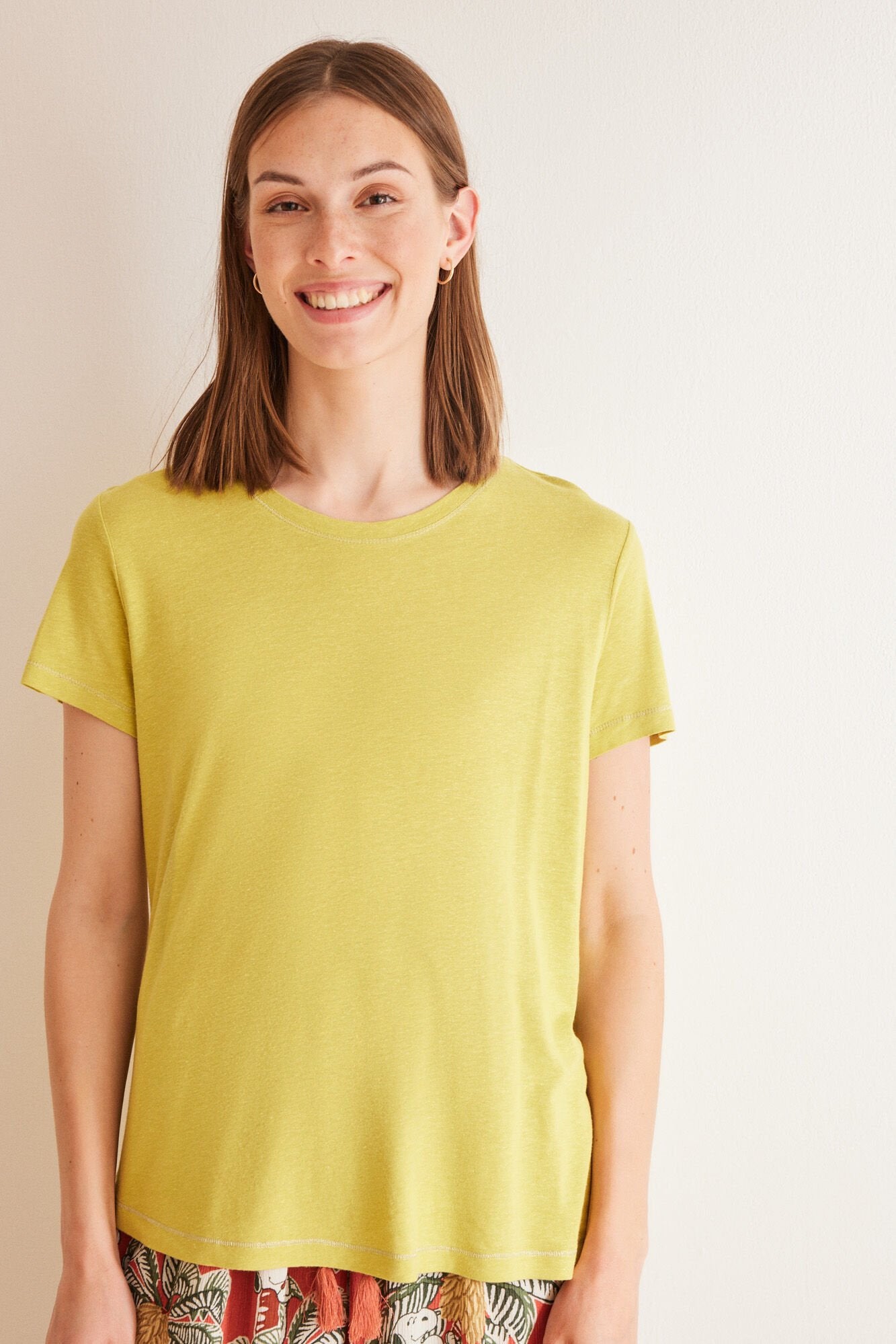 Round Neck T-Shirt_03