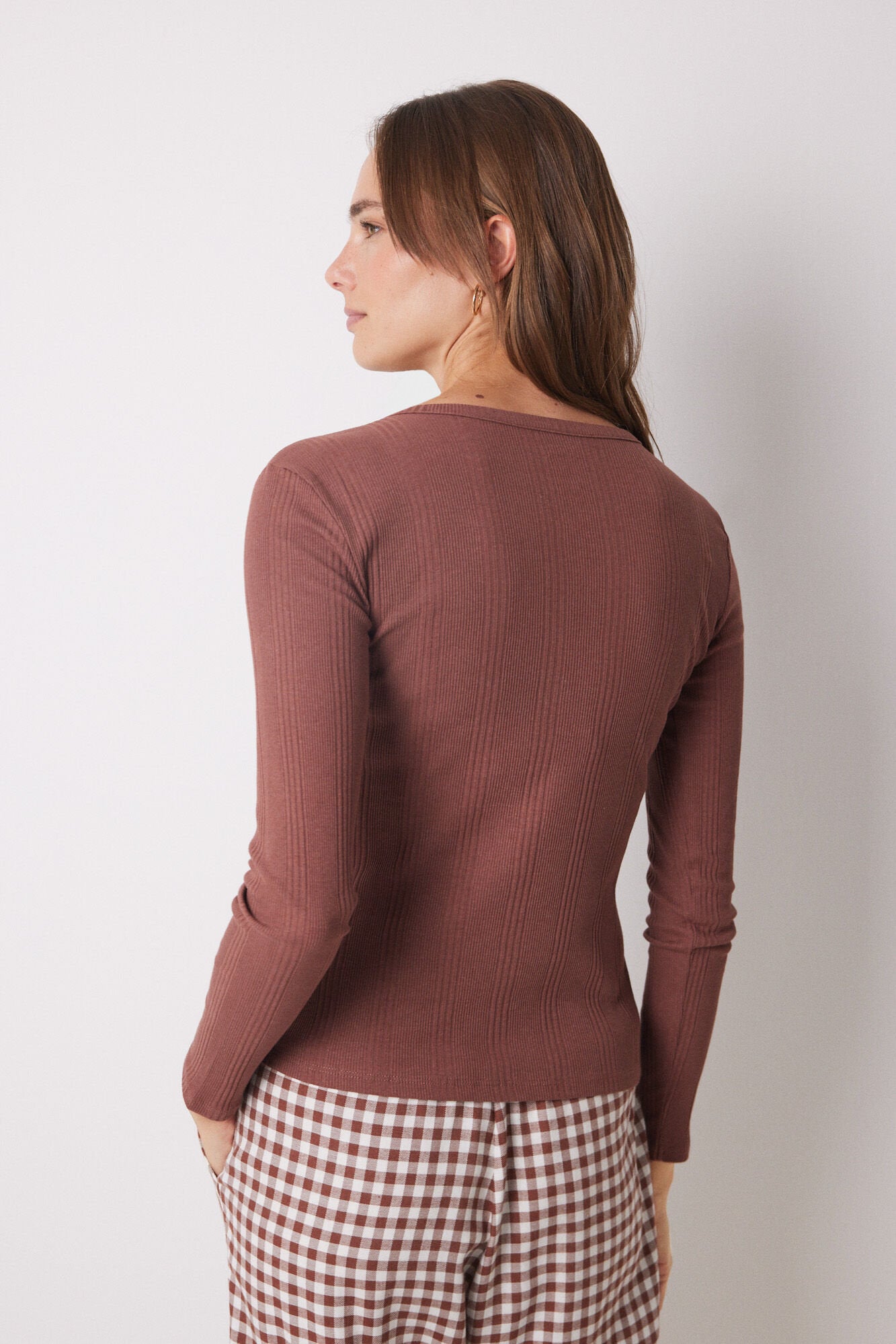 Brown Ribbed Long Sleeve T-Shirt_04