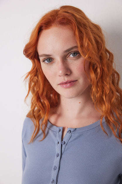 Women Secret_Blue Ribbed Long Sleeve T-Shirt_3279678_18_05