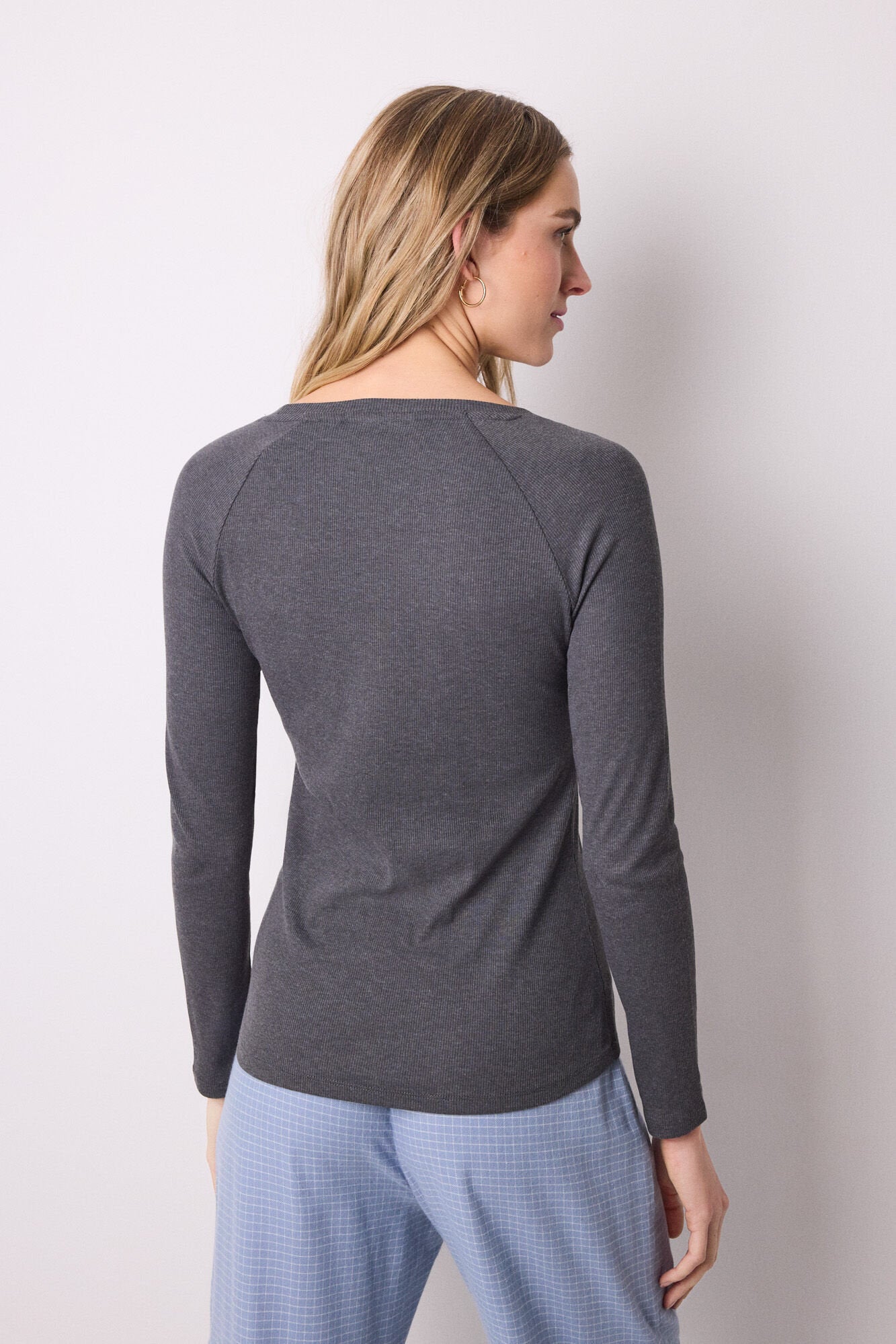 Women Secret_Snoopy Ribbed Long Sleeve T-Shirt_3279680_46_05